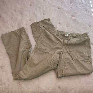 Khaki Northface hiking pants, excellent pre owned